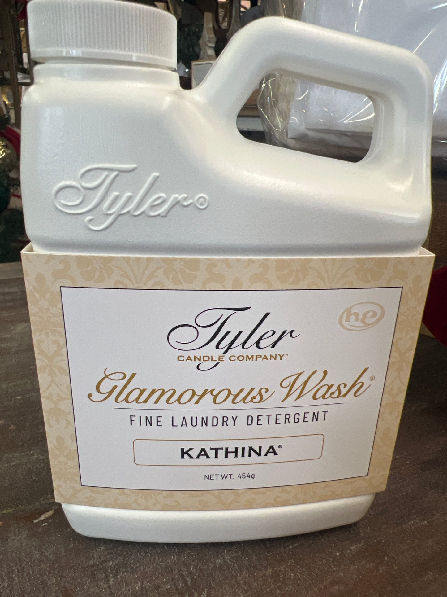 Tyler Candle Company Glamorous Wash -.454g/16ounce