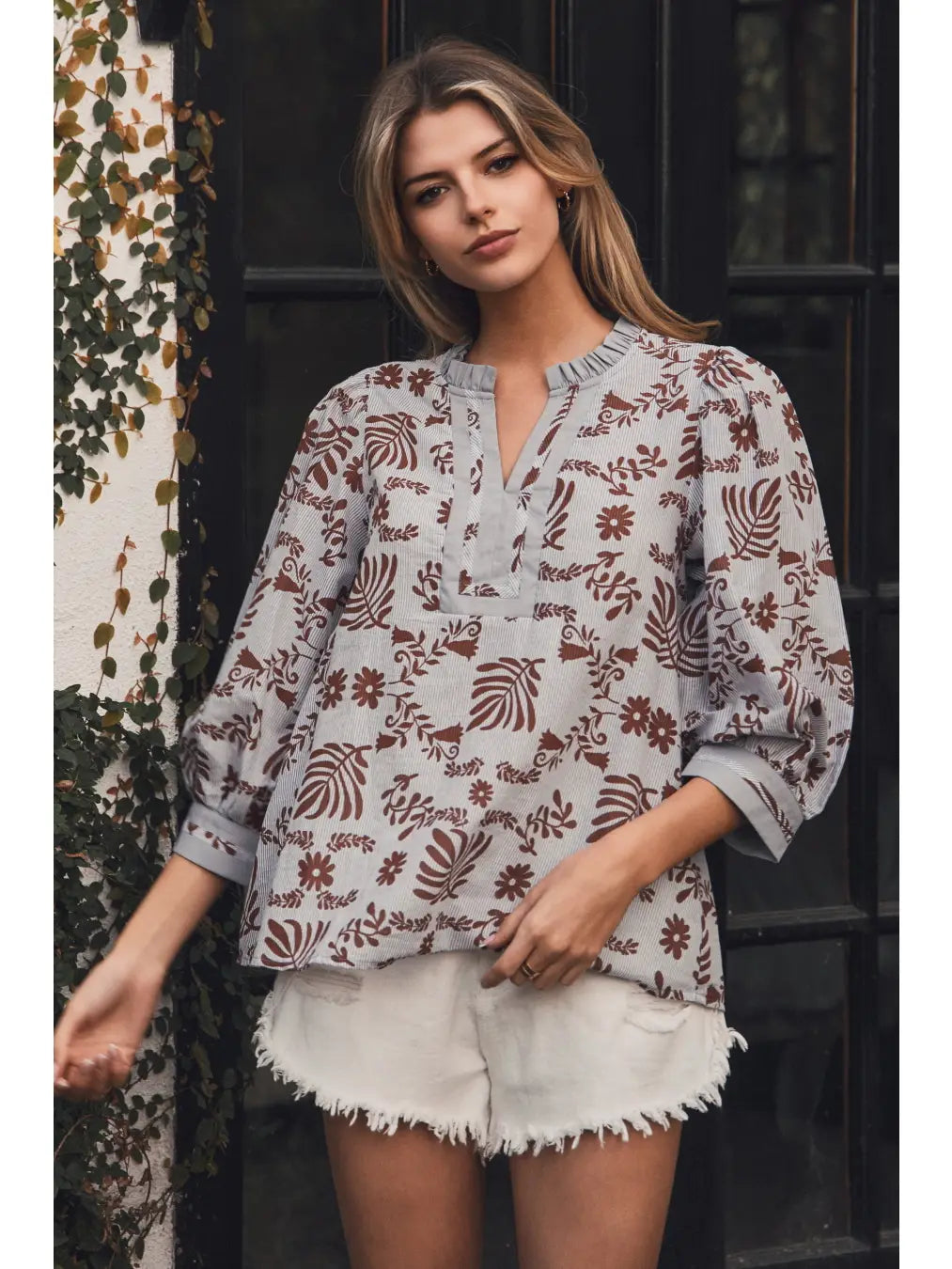 Floral Popover V-Neck Blouse