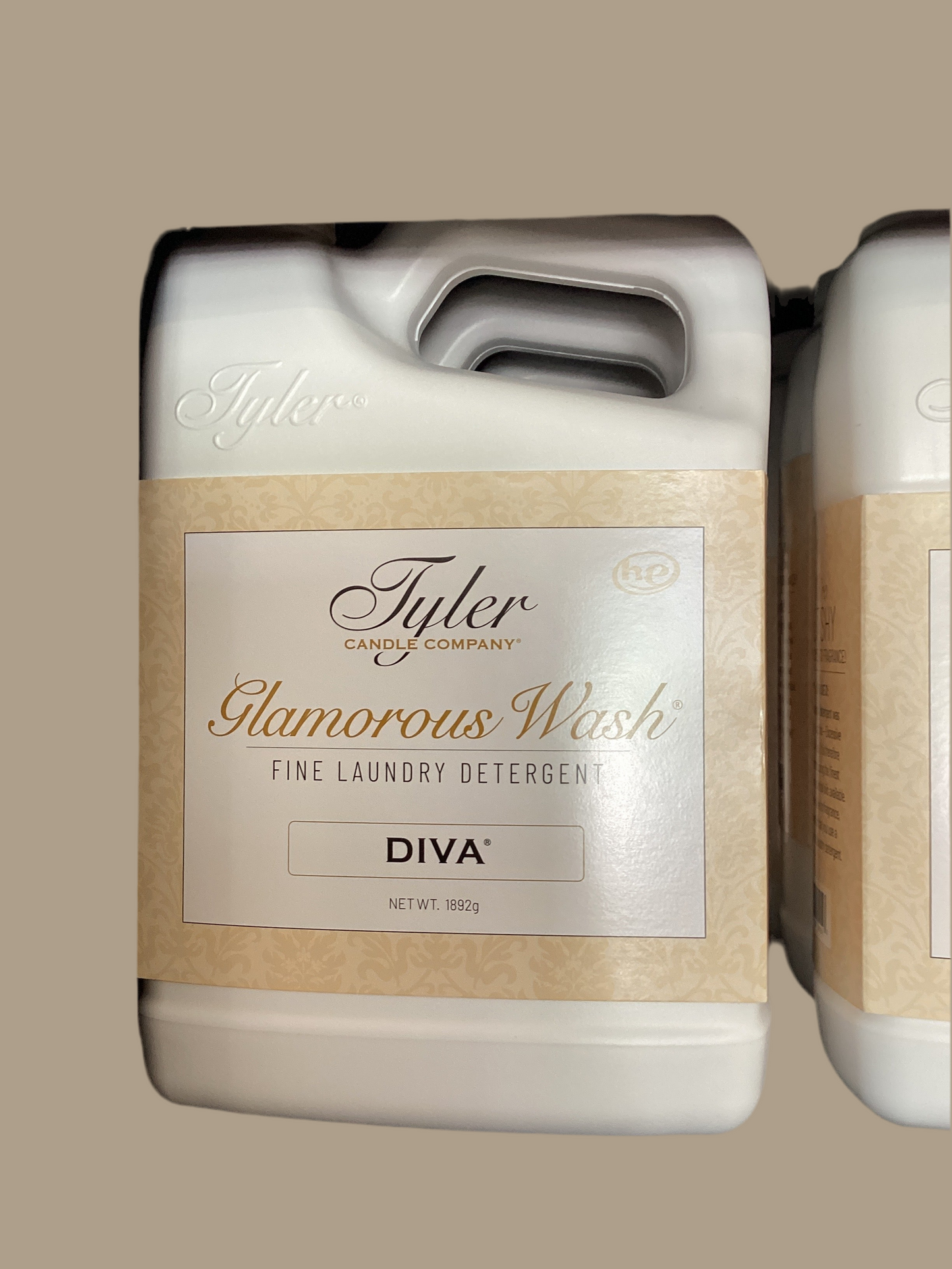 Tyler Candle Company Glamorous Wash - .1892g/ 66.73 Ounces