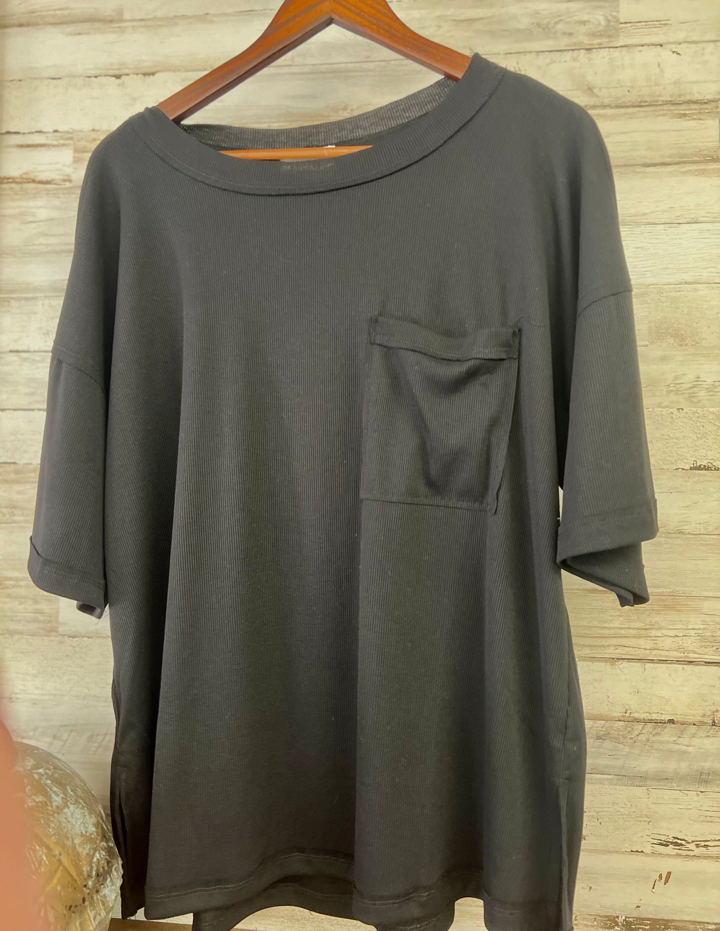 Relaxed Boyfriend Top