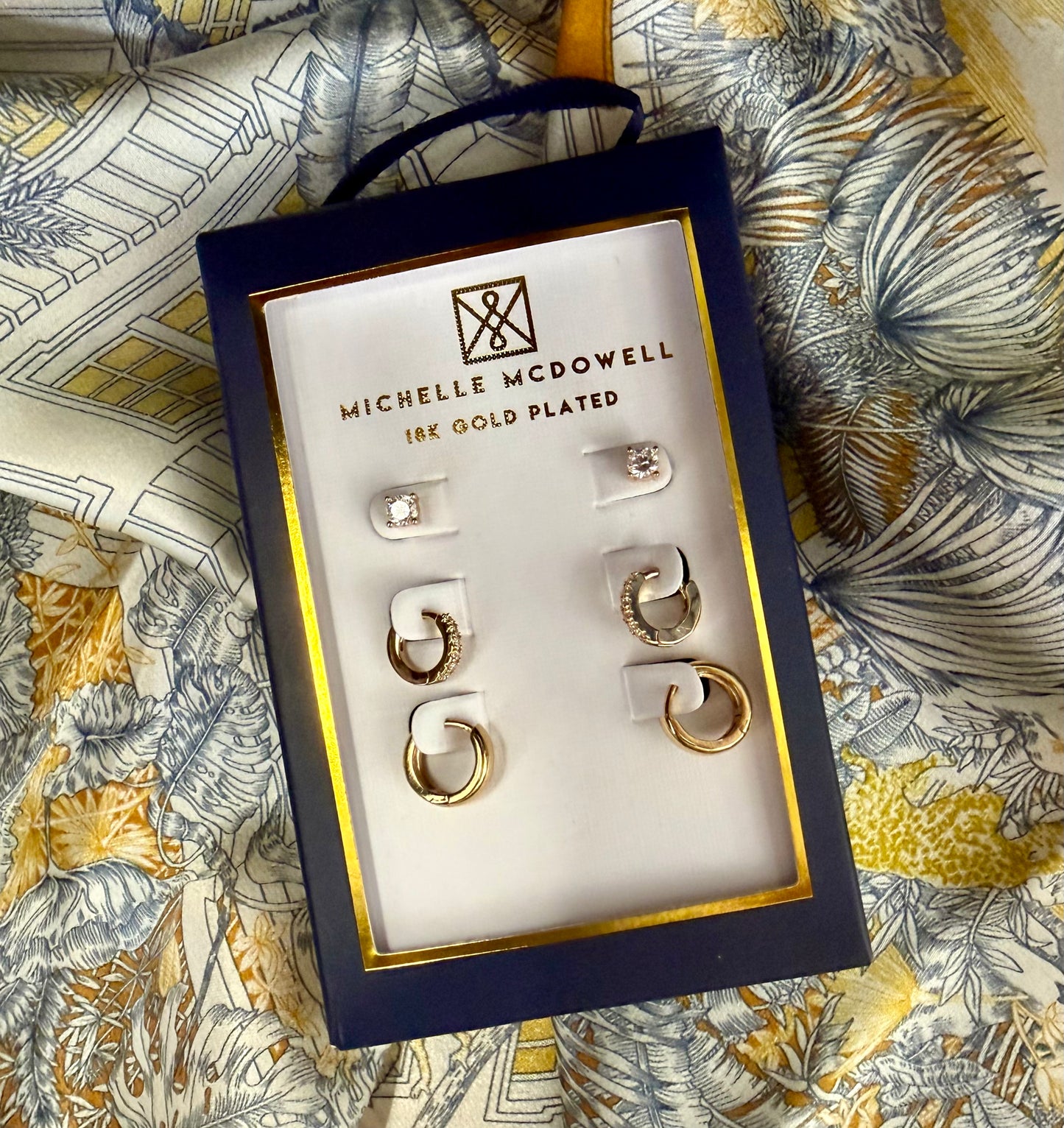 Vera Luxe Earrings