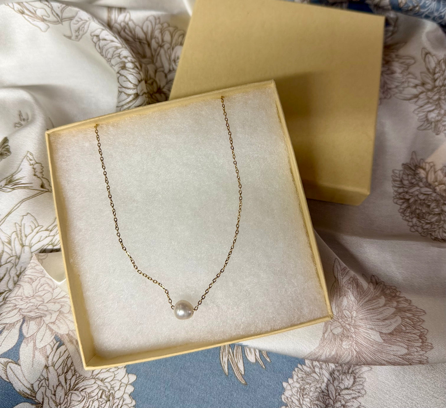Alley Necklace
