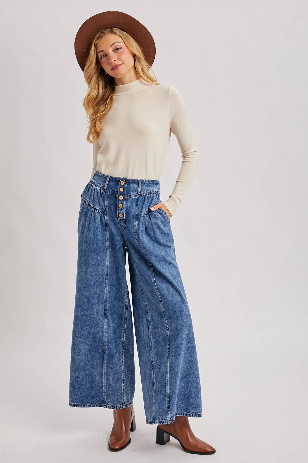 DENIM PLEATED RETRO HIGH-RISE WIDE LEG JEANS