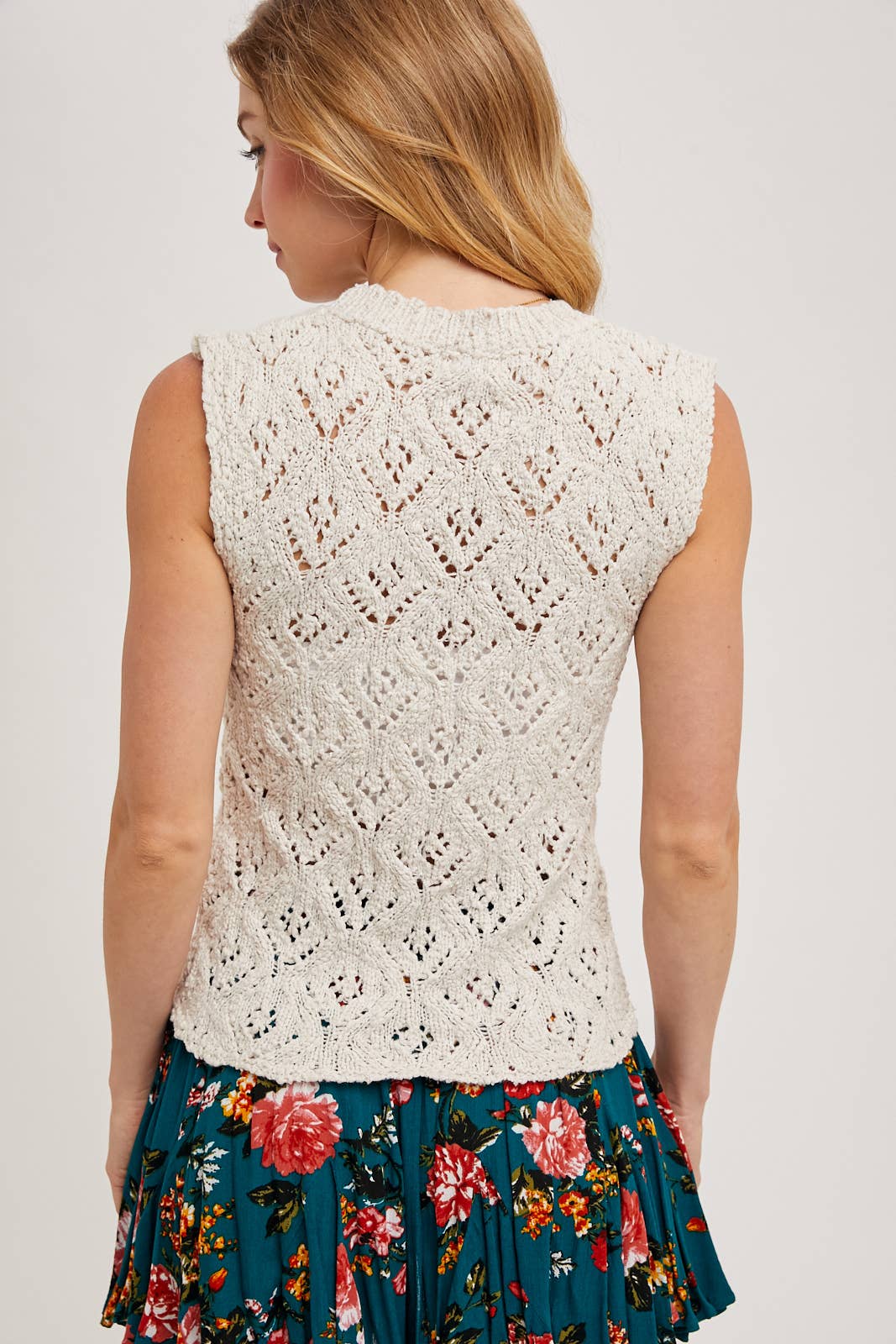 Round Neck Knit Top
