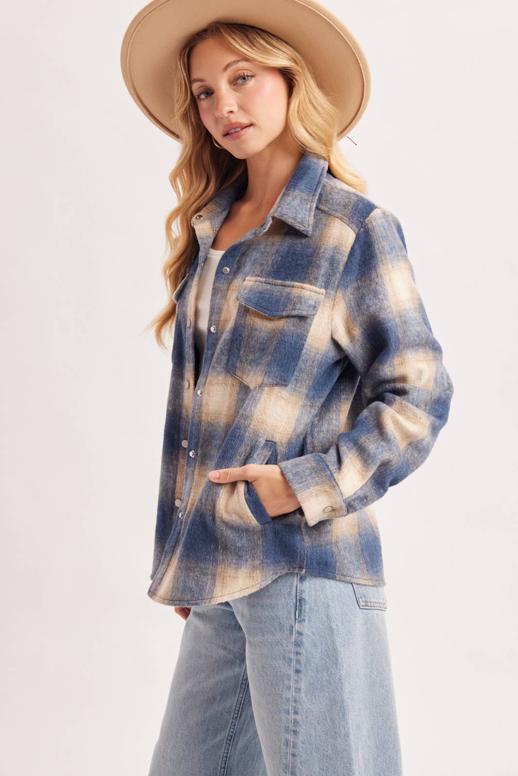 SNAP BUTTON DOWN PLAID SHACKET