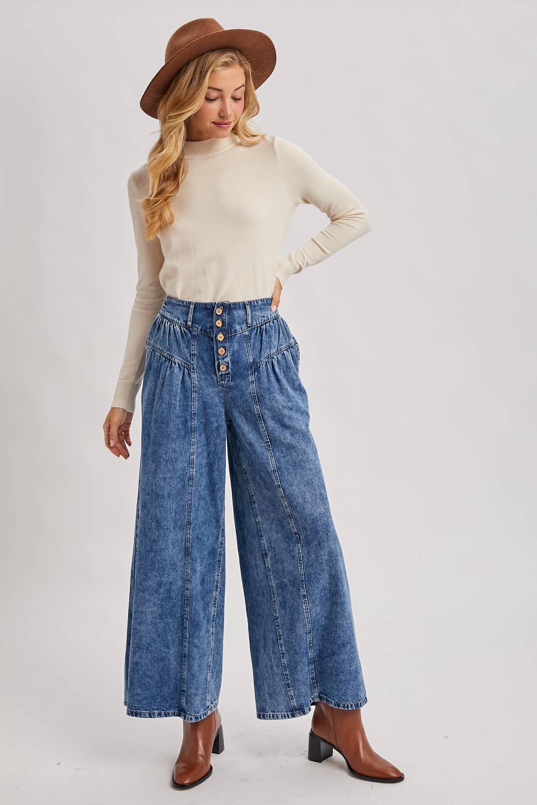 DENIM PLEATED RETRO HIGH-RISE WIDE LEG JEANS