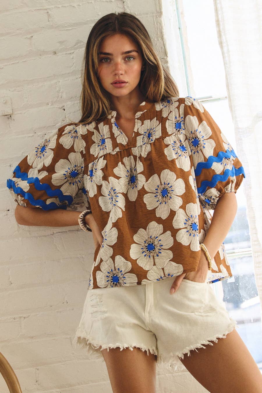 Floral Printed Short-sleeve Woven Blouse