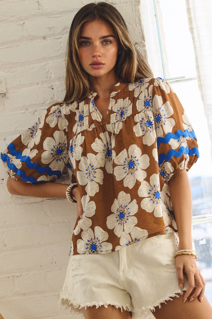Floral Printed Short-sleeve Woven Blouse