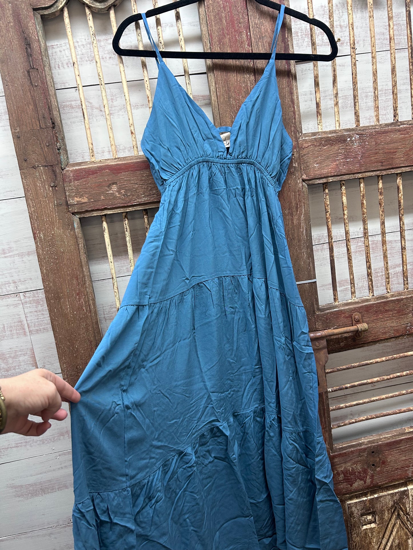 Sweetheart Tiered Midi Dress