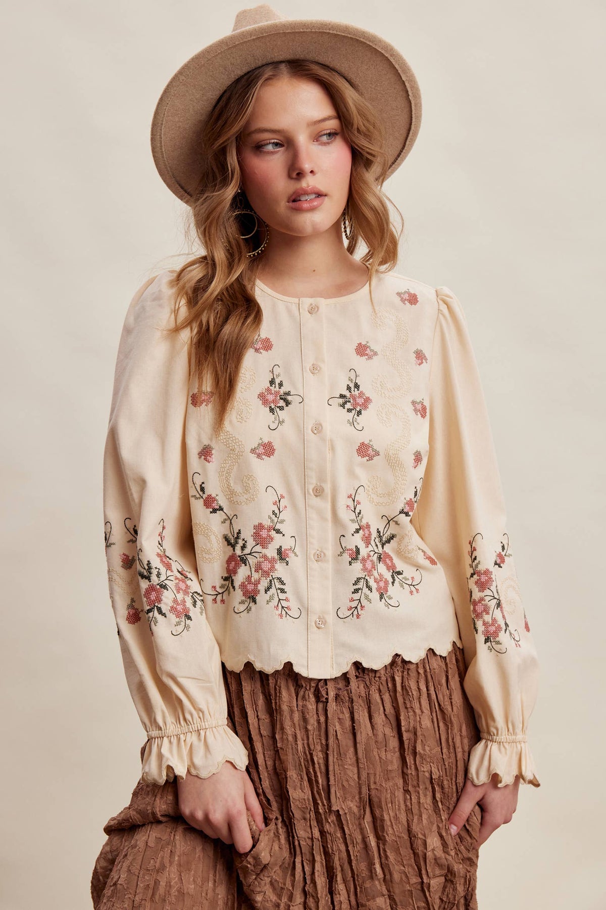 Embroidered Scallop Hem Cotton Blouse LT1482