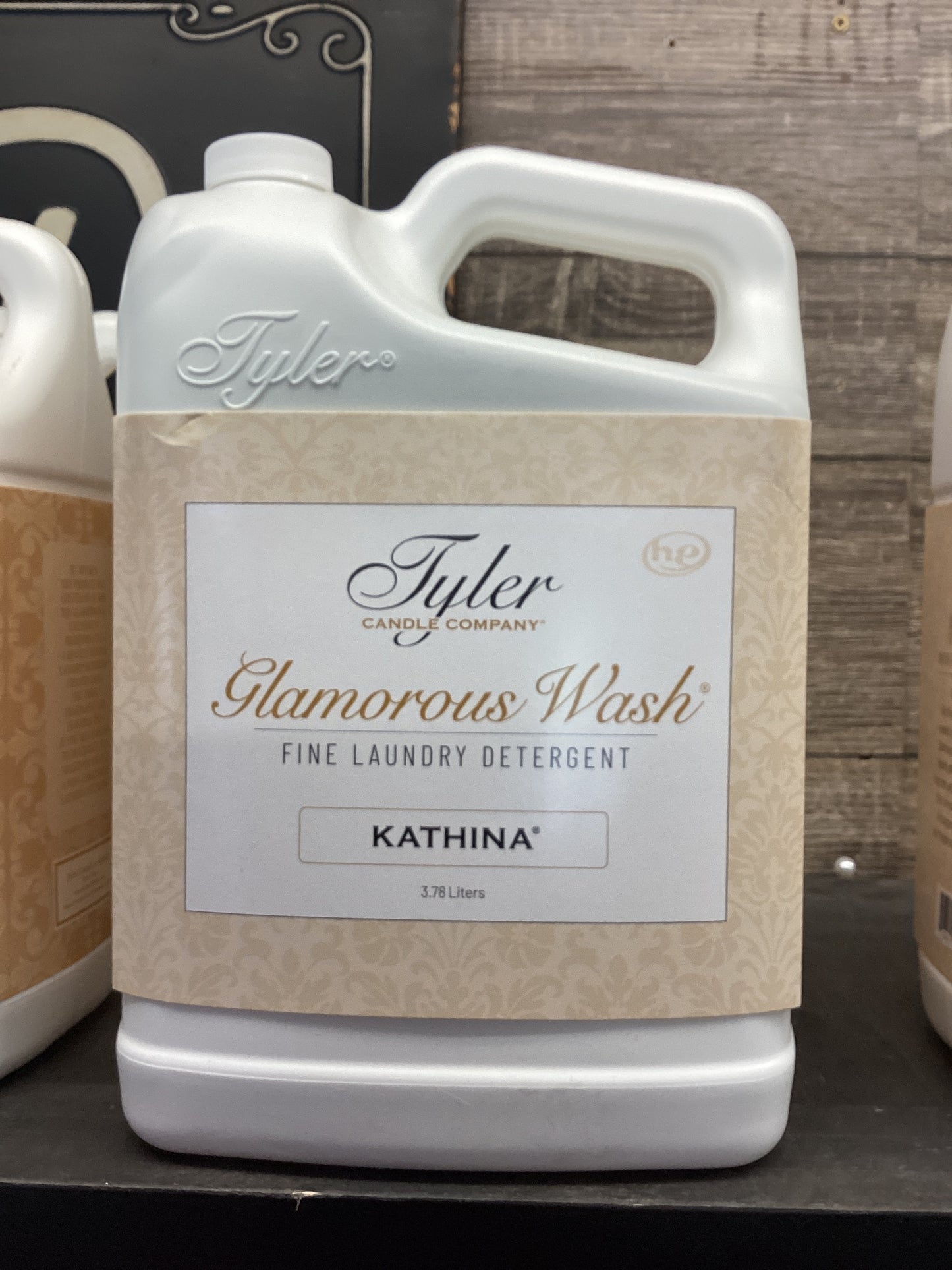 Tyler Candle Company Glamorous Wash - 3.78 Liters / 1 Gallon