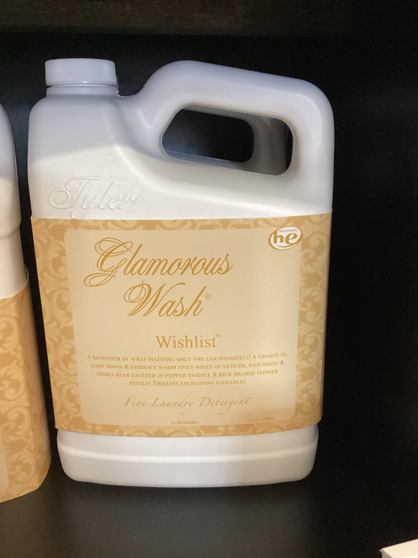 Tyler Candle Company Glamorous Wash - .1892g/ 66.73 Ounces