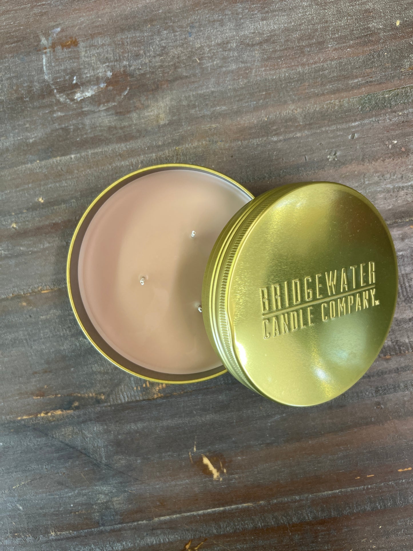 Sweet Grace Holiday Tin Candle