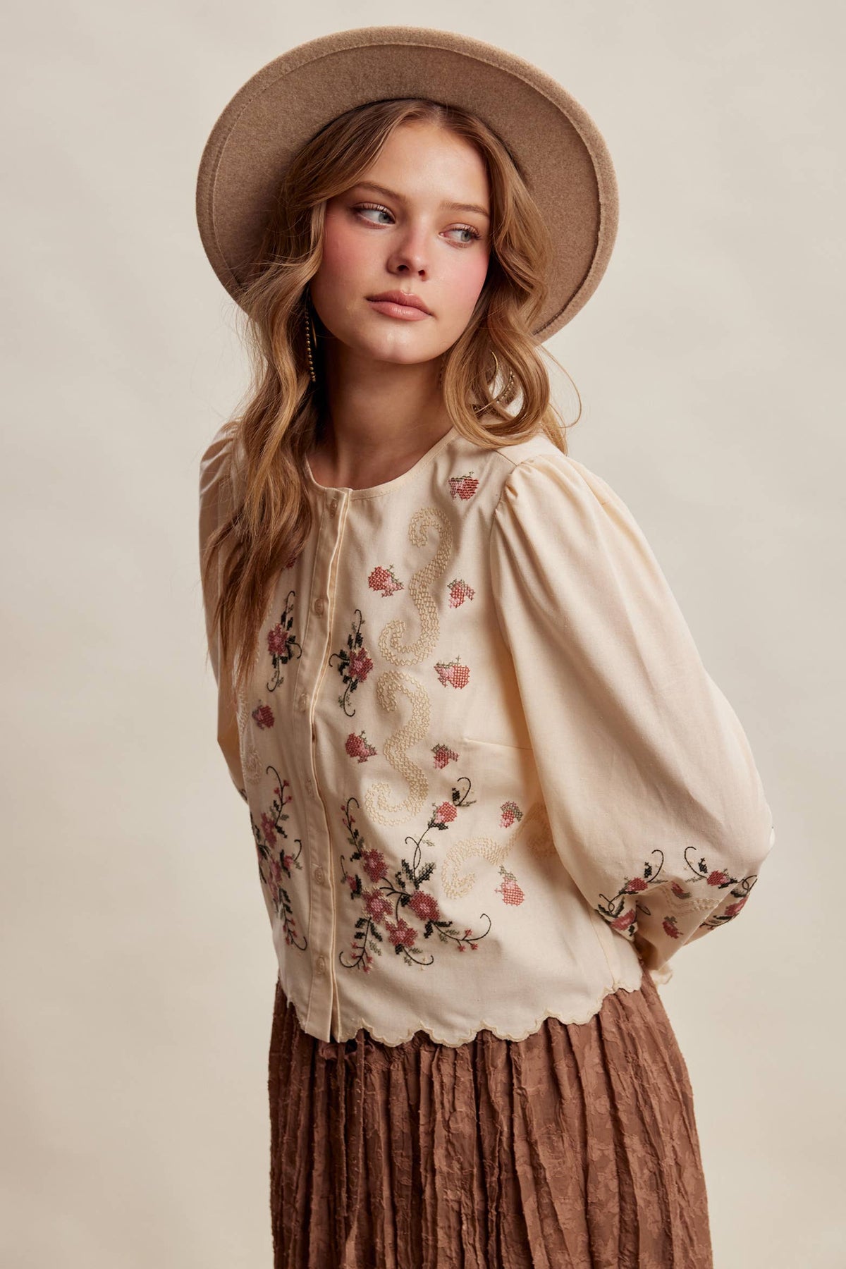 Embroidered Scallop Hem Cotton Blouse LT1482