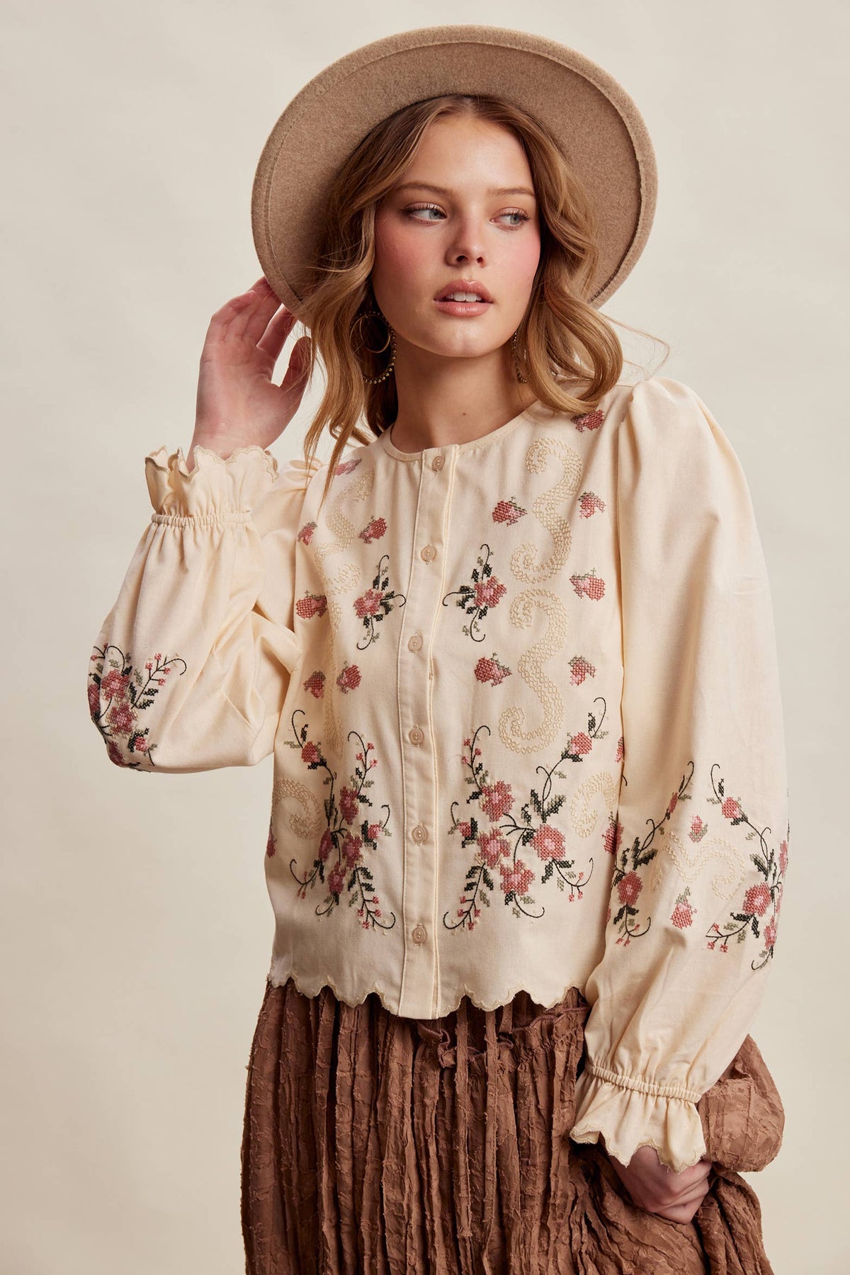 Embroidered Scallop Hem Cotton Blouse LT1482