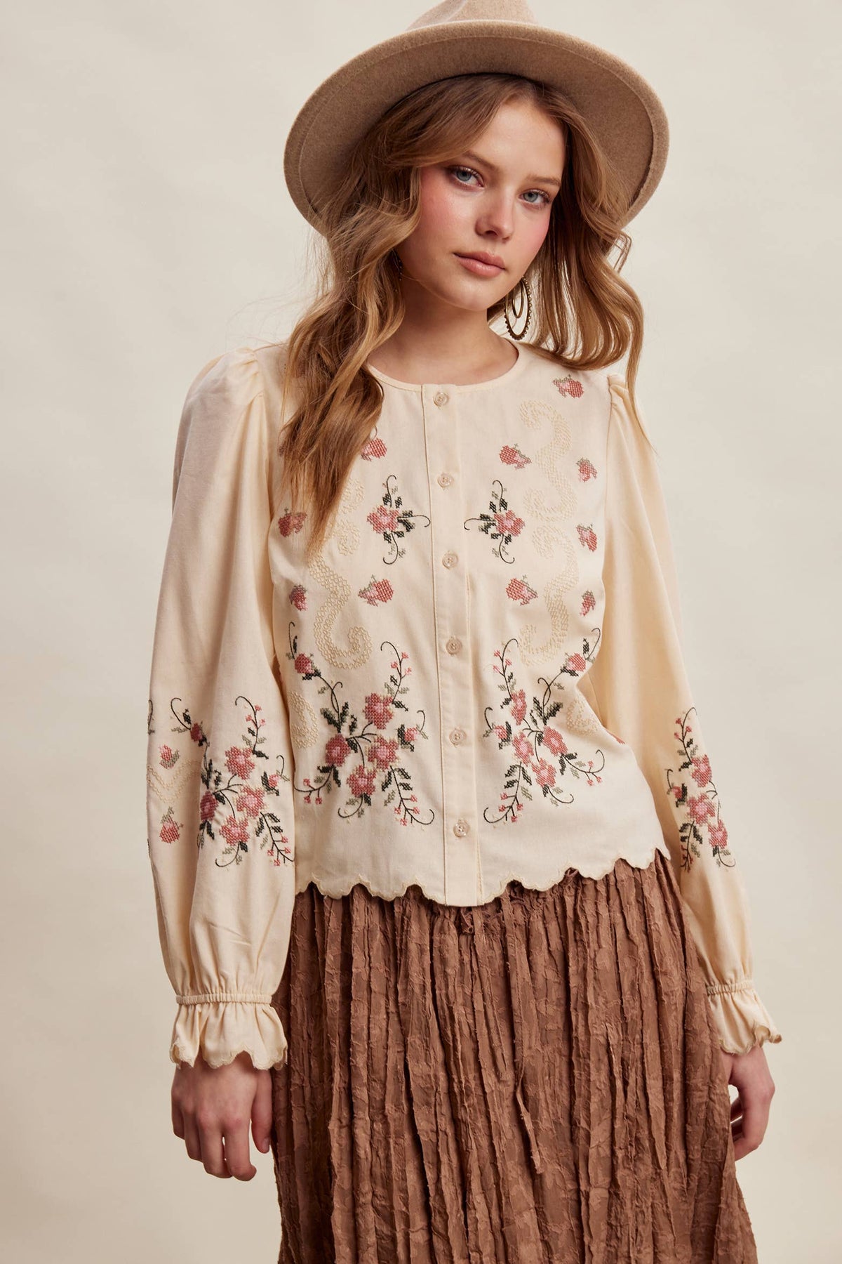 Embroidered Scallop Hem Cotton Blouse LT1482