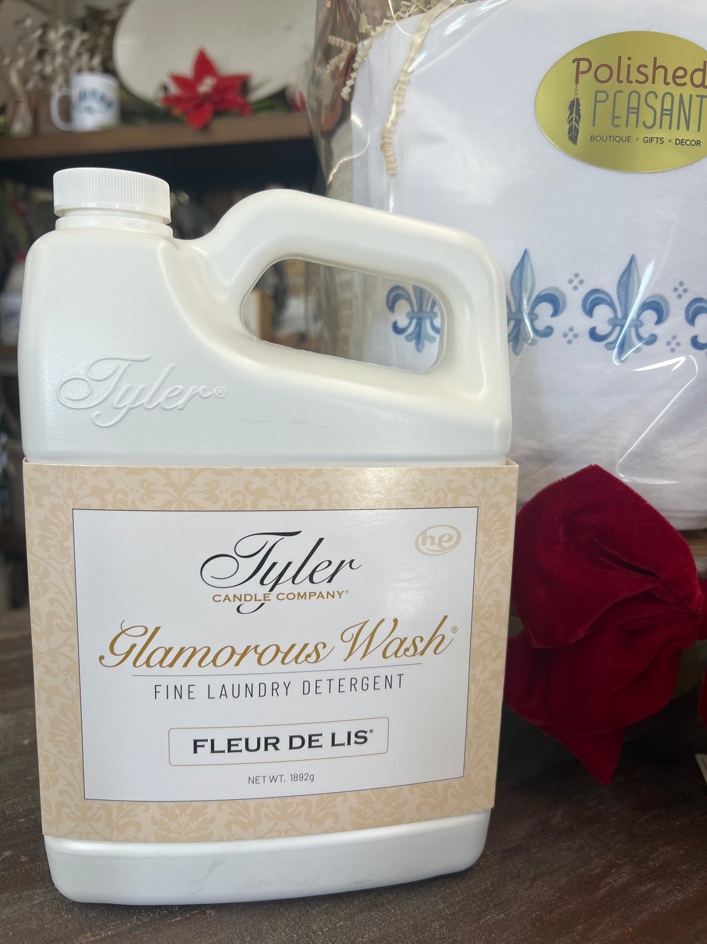 Tyler Candle Company Glamorous Wash - .1892g/ 66.73 Ounces