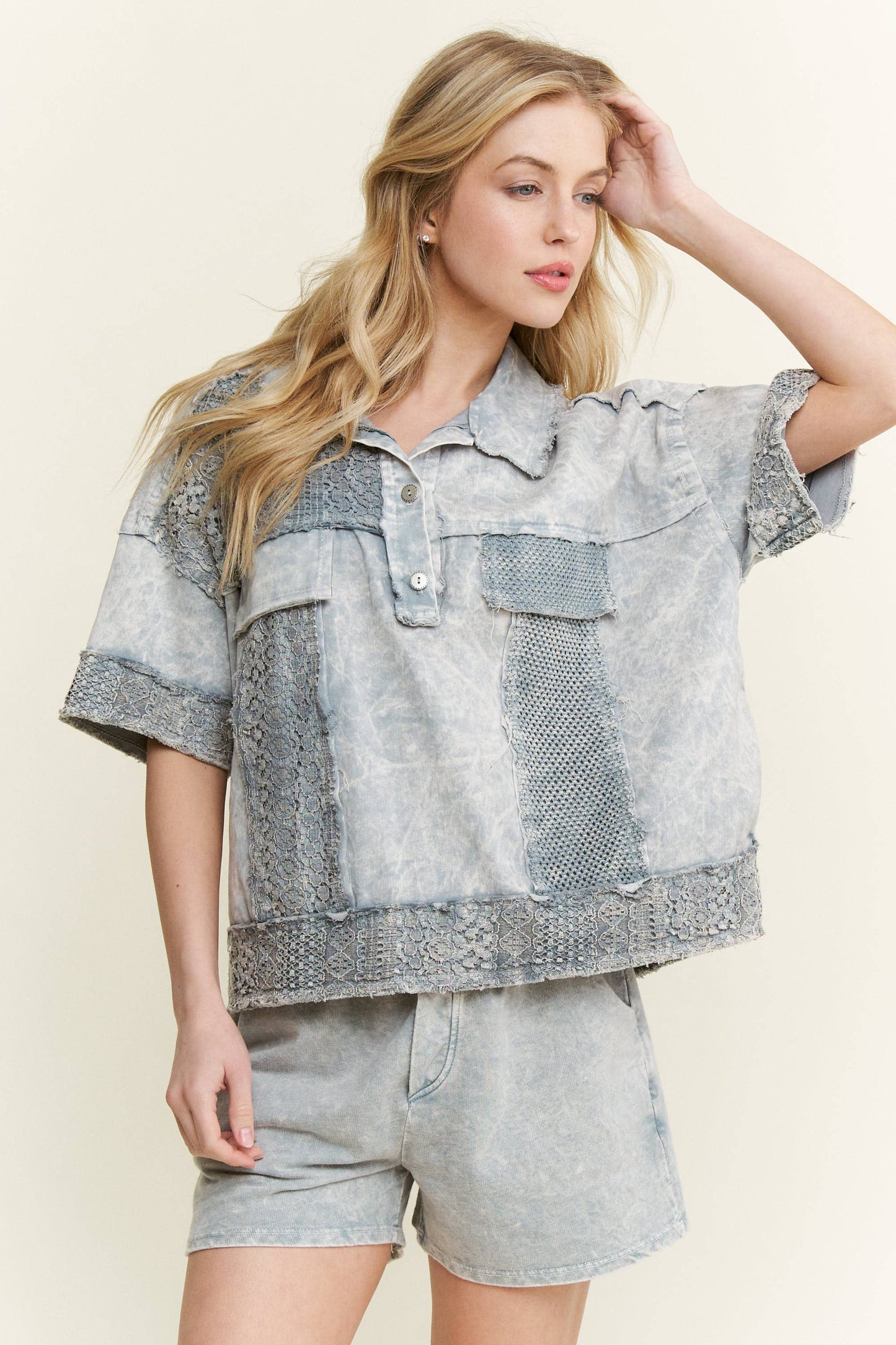 Washed Lace Mesh Collared Blouse
