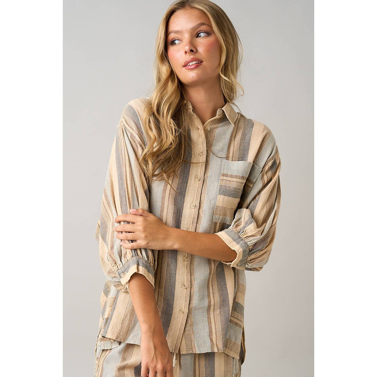 STRIPED BUTTON DOWN BALLOON SLEEVE SHIRT
