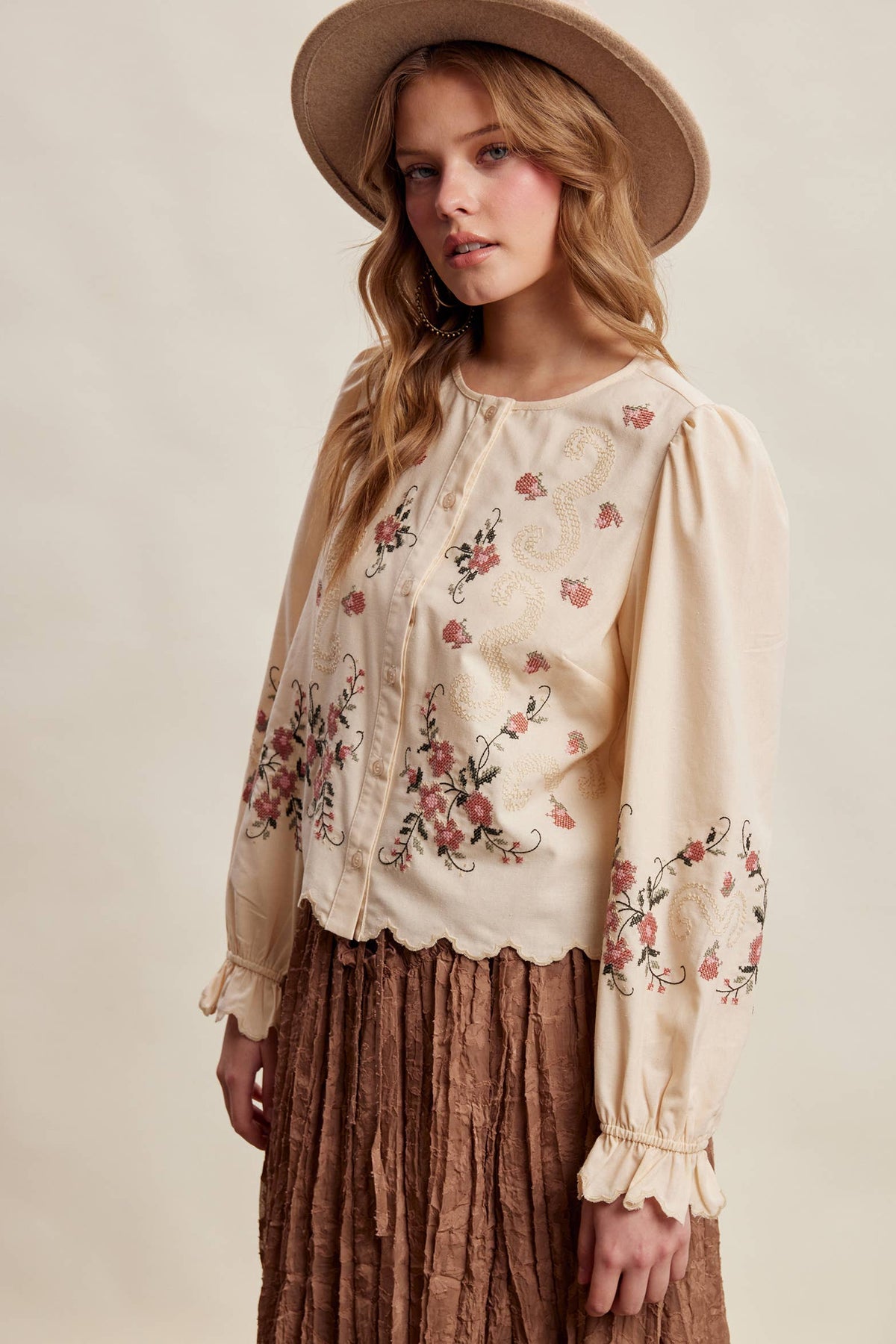 Embroidered Scallop Hem Cotton Blouse LT1482