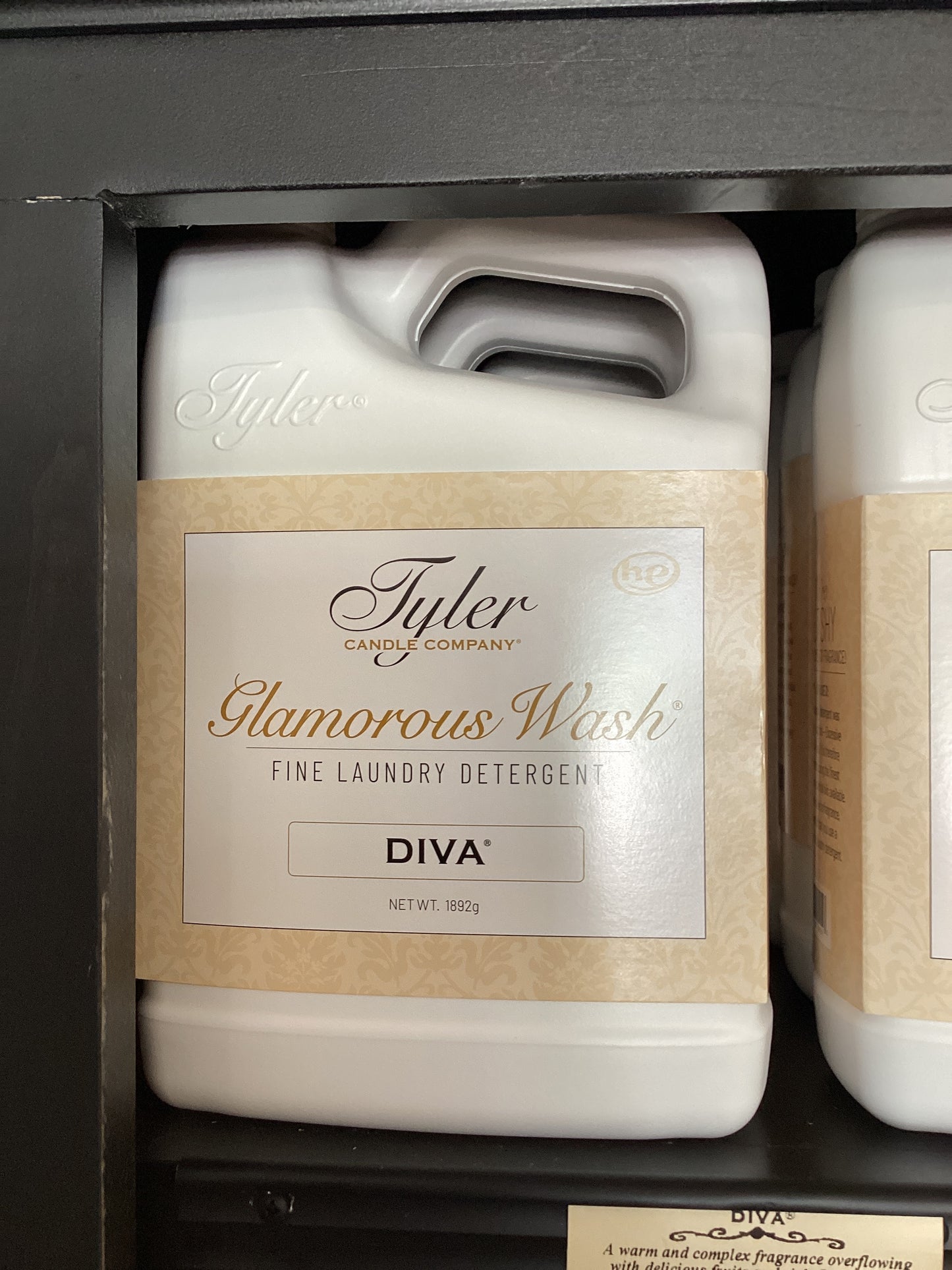 Tyler Candle Company Glamorous Wash - .1892g/ 66.73 Ounces