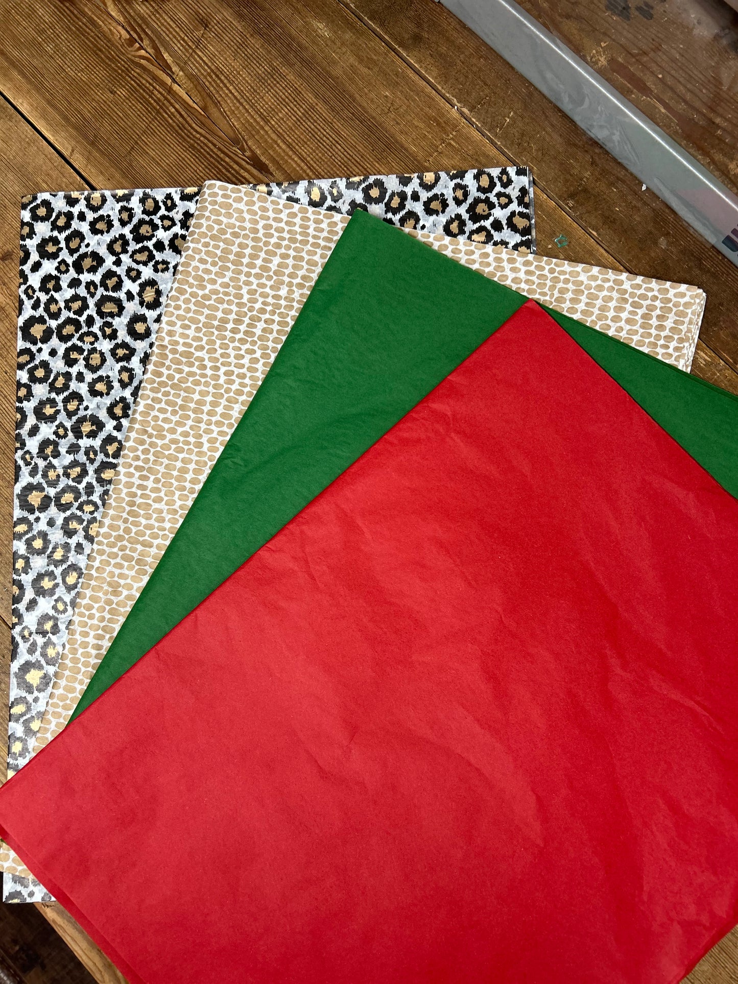 The Polished Peasant Classic Christmas Tissue Paper Bundle | 72 Sheets