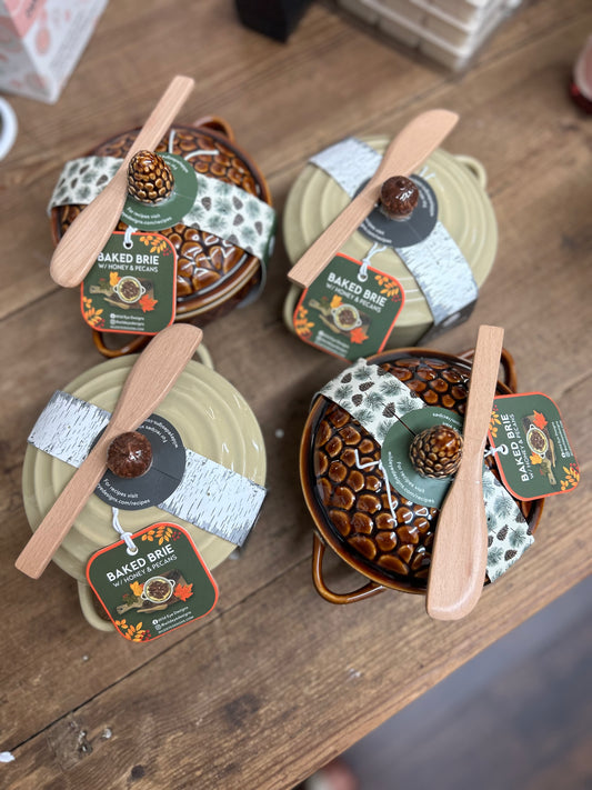 Mini Baker with Wooden Spreader