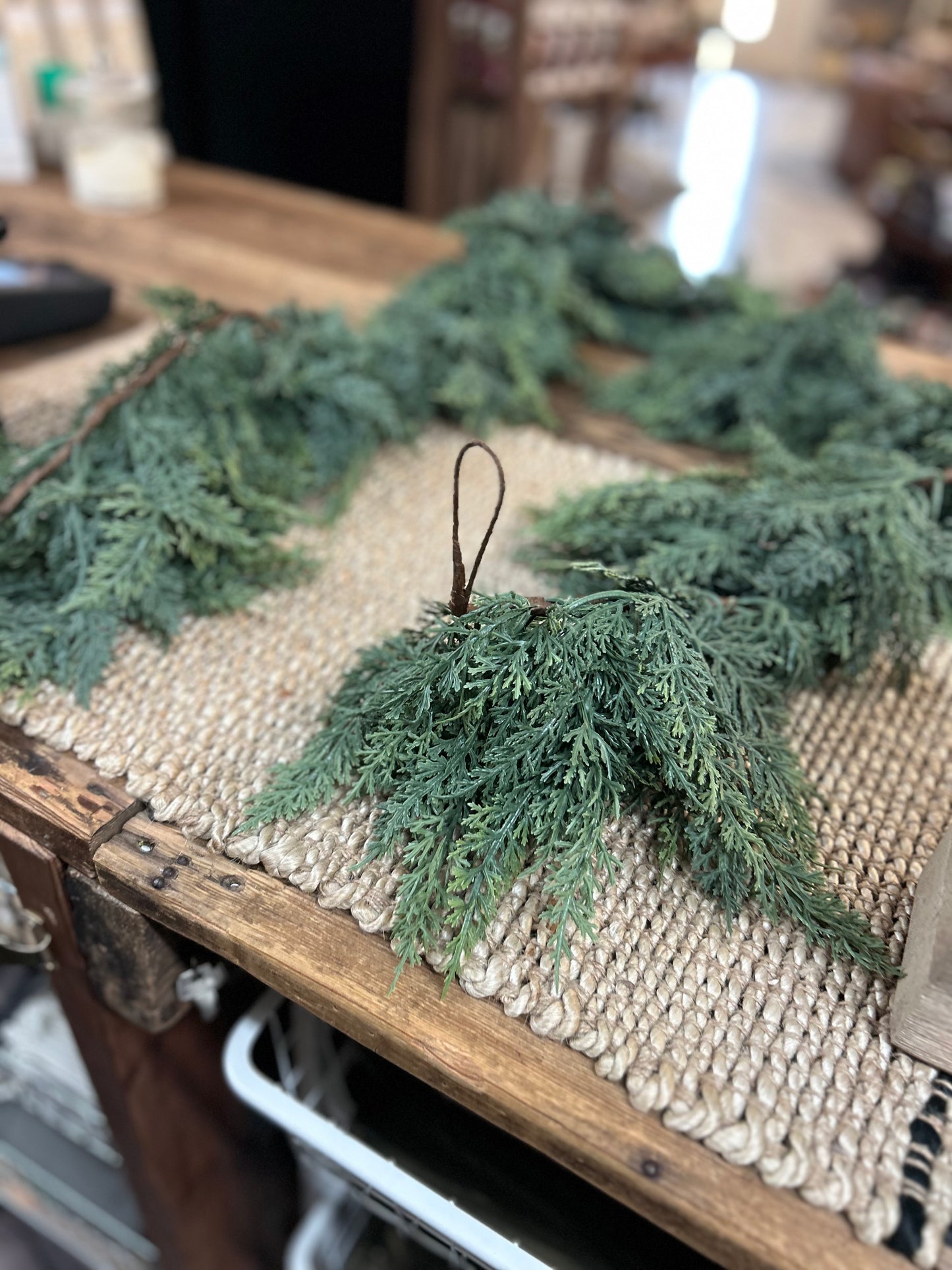 6’ Real-Touch Cedar Garland