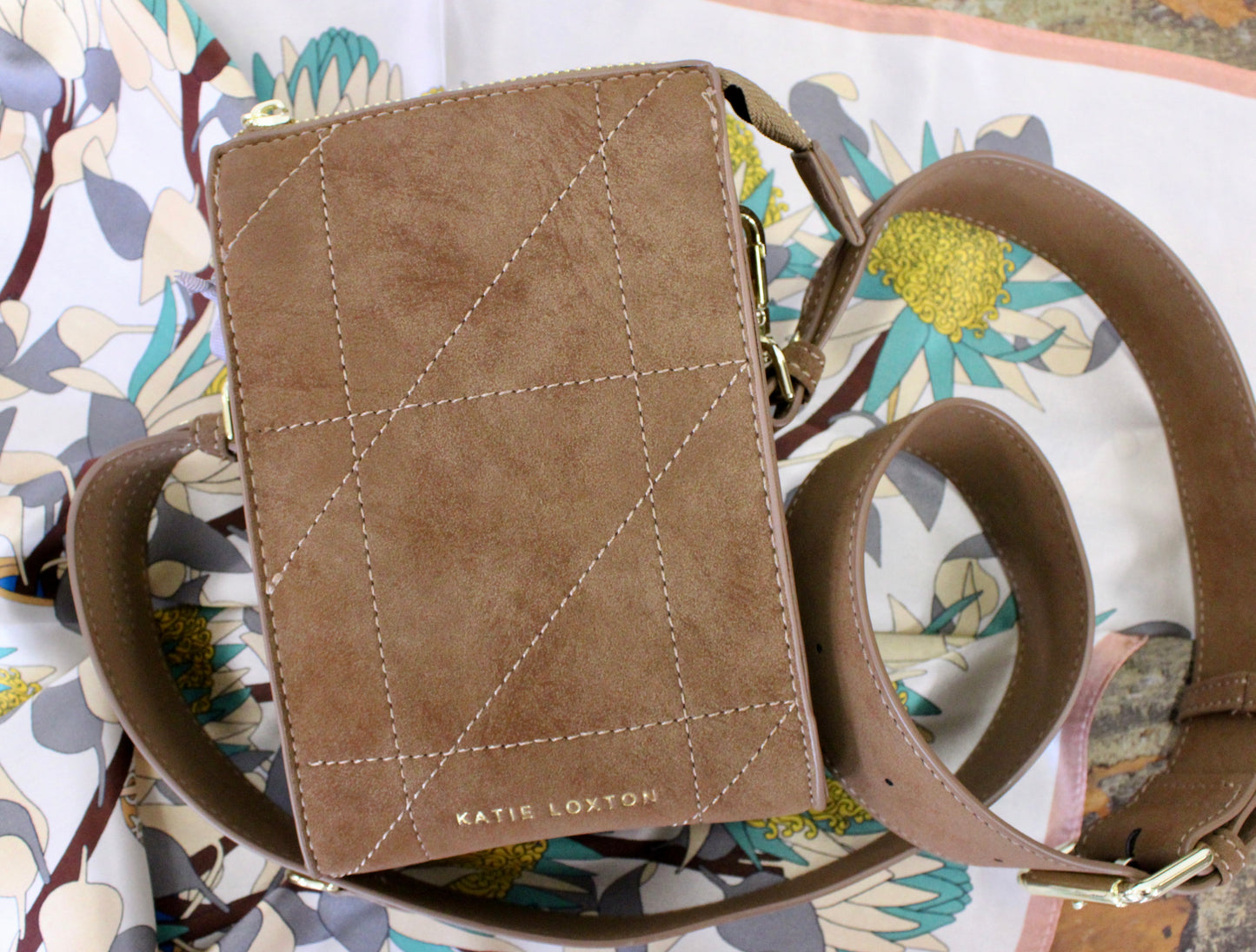Avery Slim Crossbody