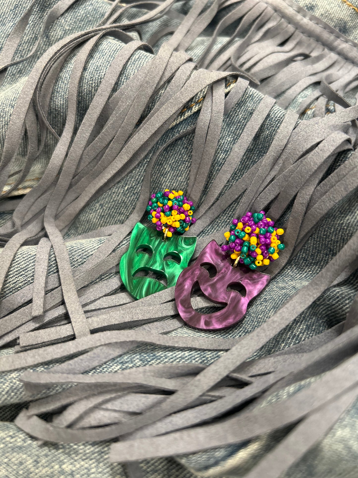 MARDI GRAS Mask Glitter Acrylic Seed Bead Earrings - Studs with Glitter Finish, Elegant Design for Everyday Wear