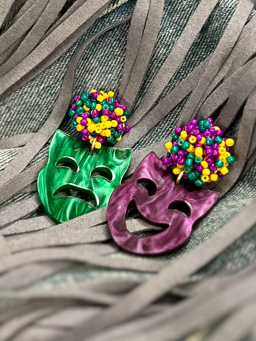 MARDI GRAS Mask Glitter Acrylic Seed Bead Earrings - Studs with Glitter Finish, Elegant Design for Everyday Wear