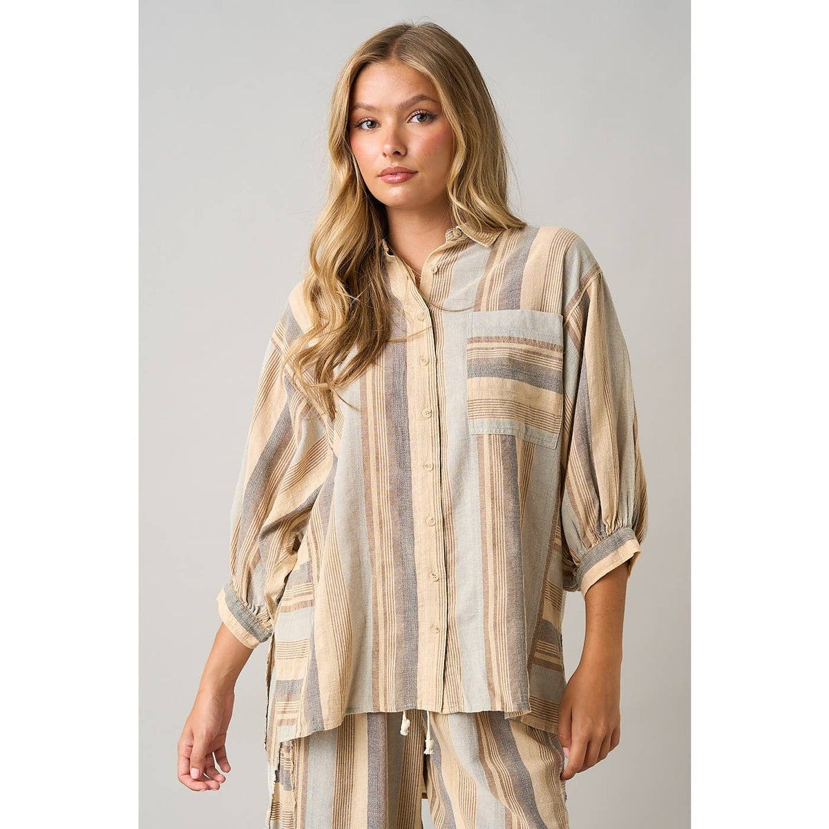 STRIPED BUTTON DOWN BALLOON SLEEVE SHIRT