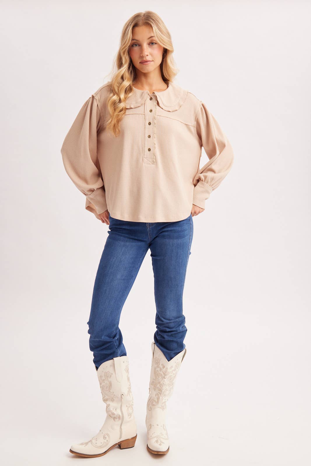 BILLOWY SILHOUETTE COLLARED NECK WAFFLE KNIT TOP