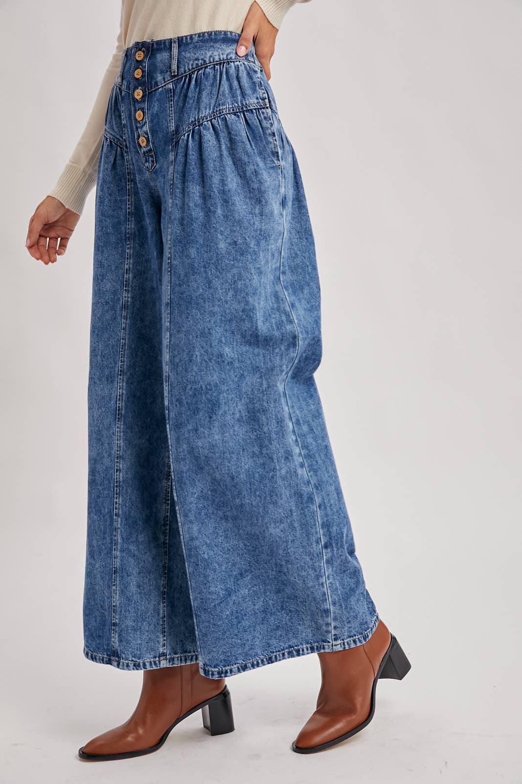 DENIM PLEATED RETRO HIGH-RISE WIDE LEG JEANS
