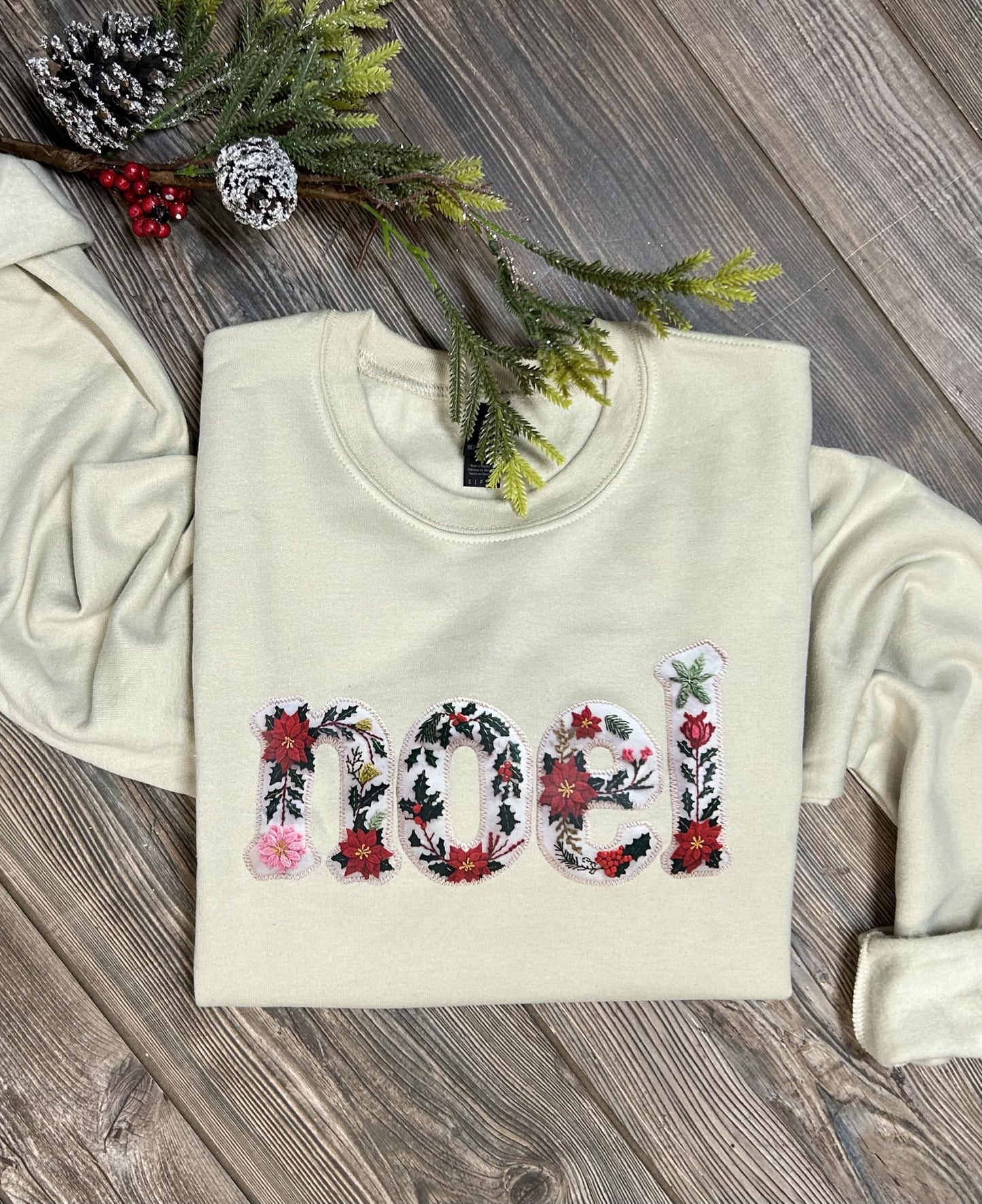 Vintage Inspired Noel Sweatshirt